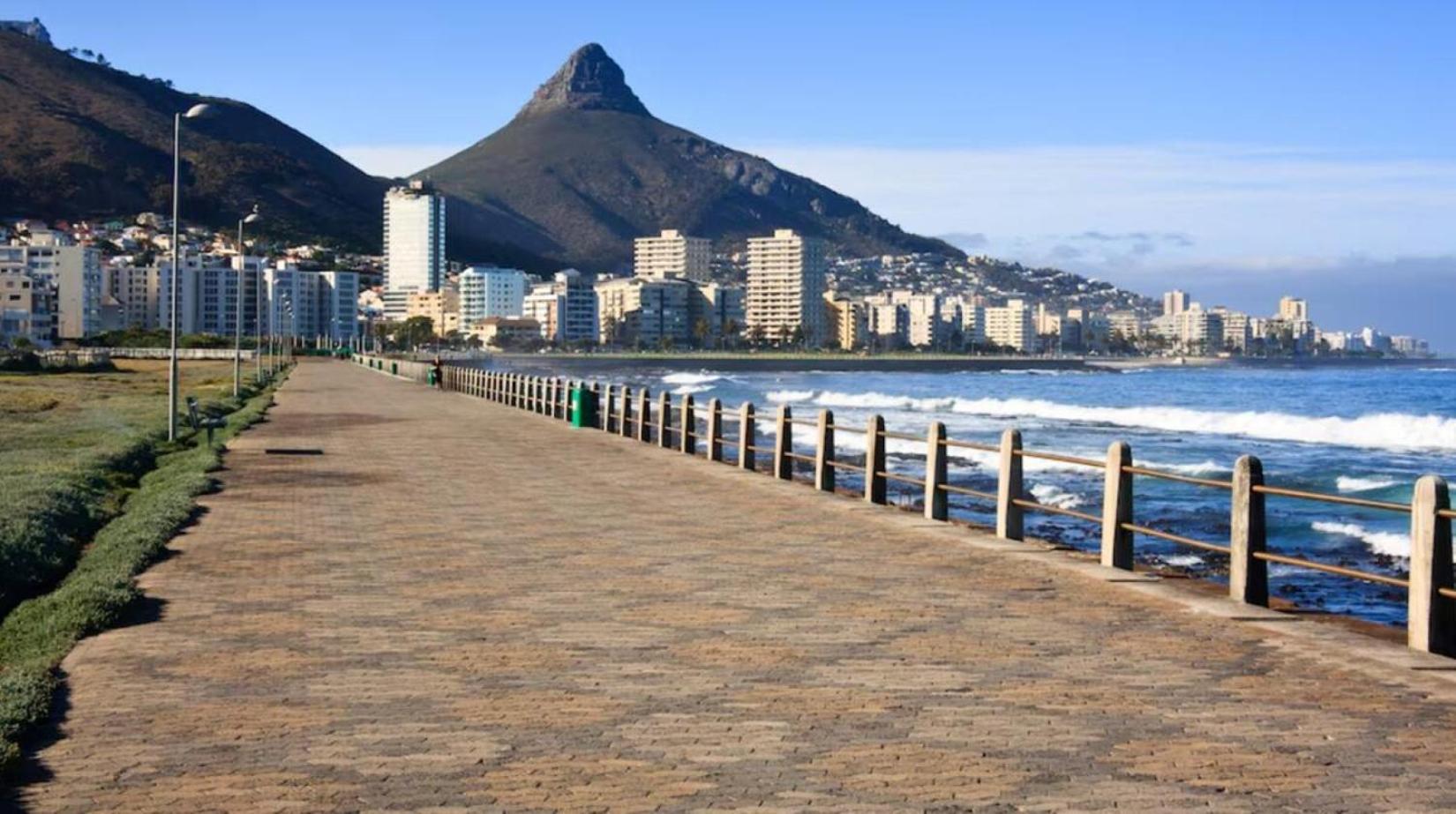 Luxury 1Br Green Point - Walk To Sea Point Promenade! Rooftop Pool, Secure Parking Cape Town Exterior photo
